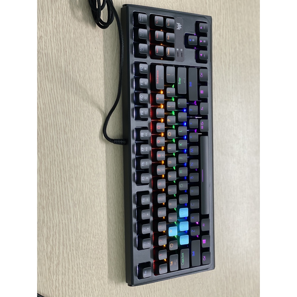 BÀN PHÍM CƠ GAMING CAO CẤP PREDATOR AETHON 301 TKL