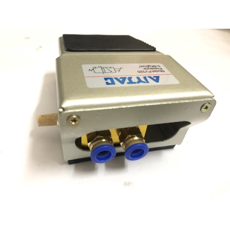 Van bàn đạp chân khí nén Airtac FV320 kèm đầu nối và giảm âm