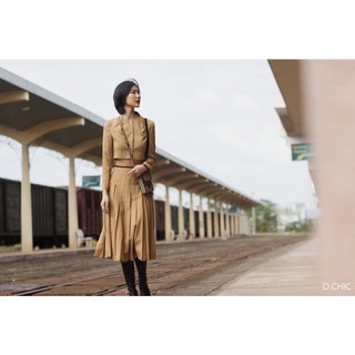 Chân váy midi xếp ly phối dây eo D.CHIC MS: 382669