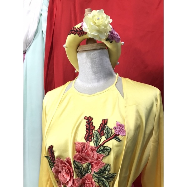 Set tứ thân kèm mấn