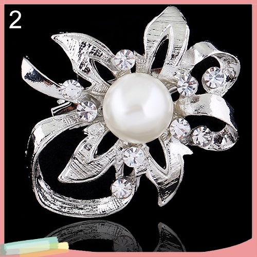 Trâm Cài Áo Hình Bông Hoa Đính Ngọc Trai Xinh Xắn Cho Nữ