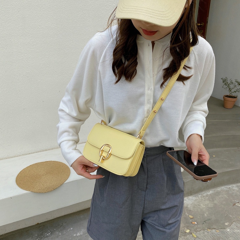 Túi Đeo Chéo Màu Trơn Khóa Đinh Tán Kim Loại Thời Trang Cho Nữ