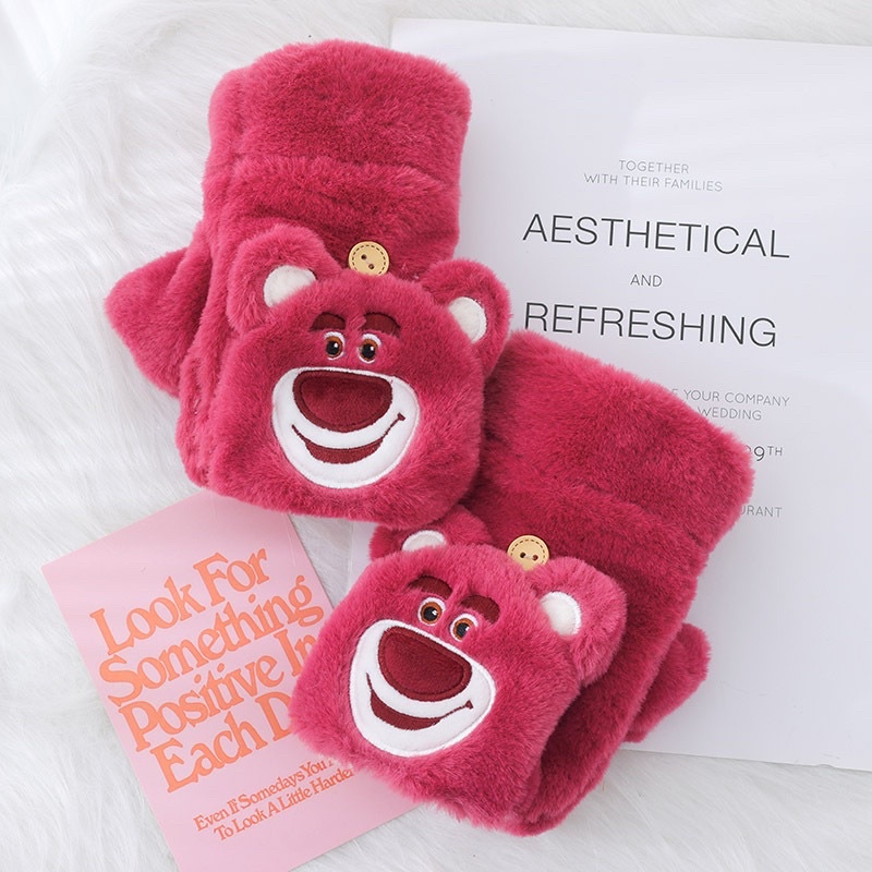 Mũ bucket găng tay nhân vật Disney Toy Story gấu dâu Lotso chất lông mềm mịn full tag