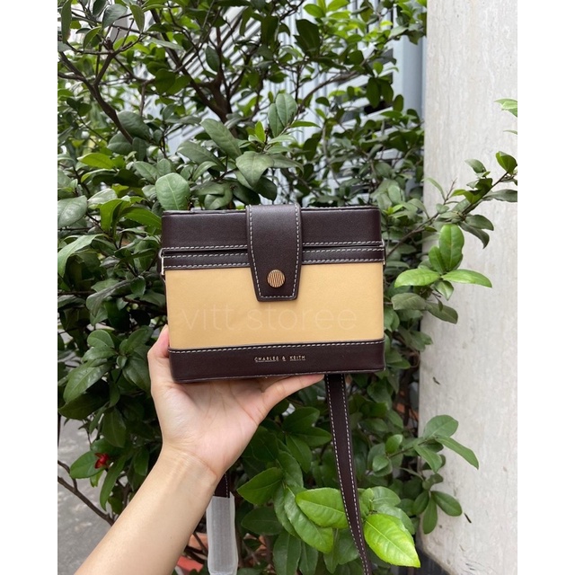 Túi cnk hộp đeo chéo