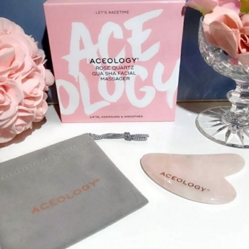 Miếng Gua Sha massage mặt thon gọn bằng đá thạch anh hồng thiên nhiên Aceology ROSE QUARTZ GUA SHA FACIAL MASSAGER