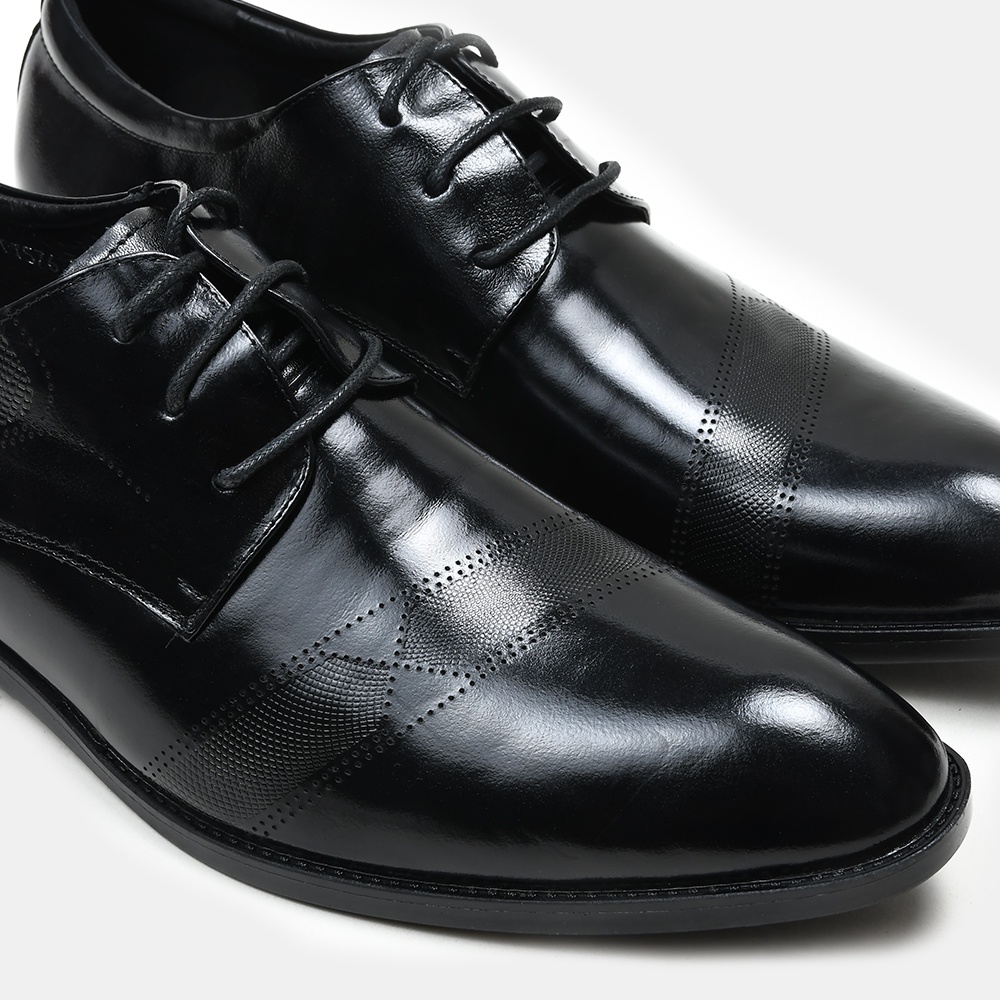 Giày tây nam xỏ dây mũi nhọn đế 3cm phần thân ép vân BQ GT 209