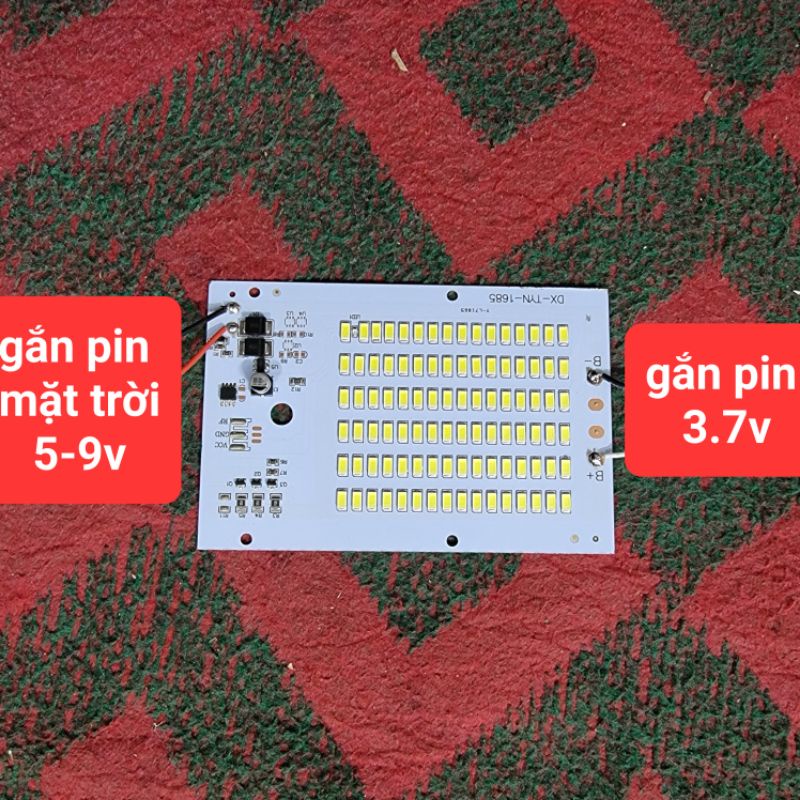 Bảng đèn led sạc năng lượng mặt trời 3.7v 50w tự động bật tắt điện