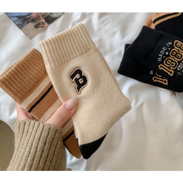 Tất Vớ MLB YANKEES BOSTON cao cổ Nam Nữ phong cách trẻ trung, năng động.