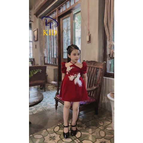 Váy đầm nhung cổ yếm thêu chim hoa sang chảnh cho bé diện Lễ, Tết (8-30kg) VN2