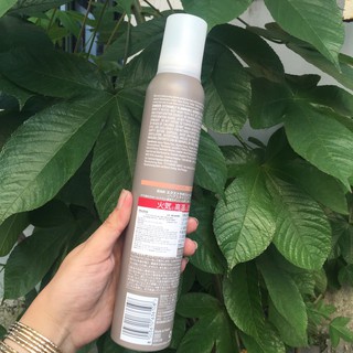 Mousse tạo độ phồng  EIMI Extra Volume Wella 300ml