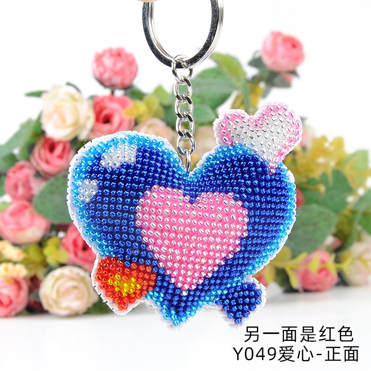 Bộ vật liệu móc khóa kết cườm Y049 - Có in kí hiệu màu trên vải