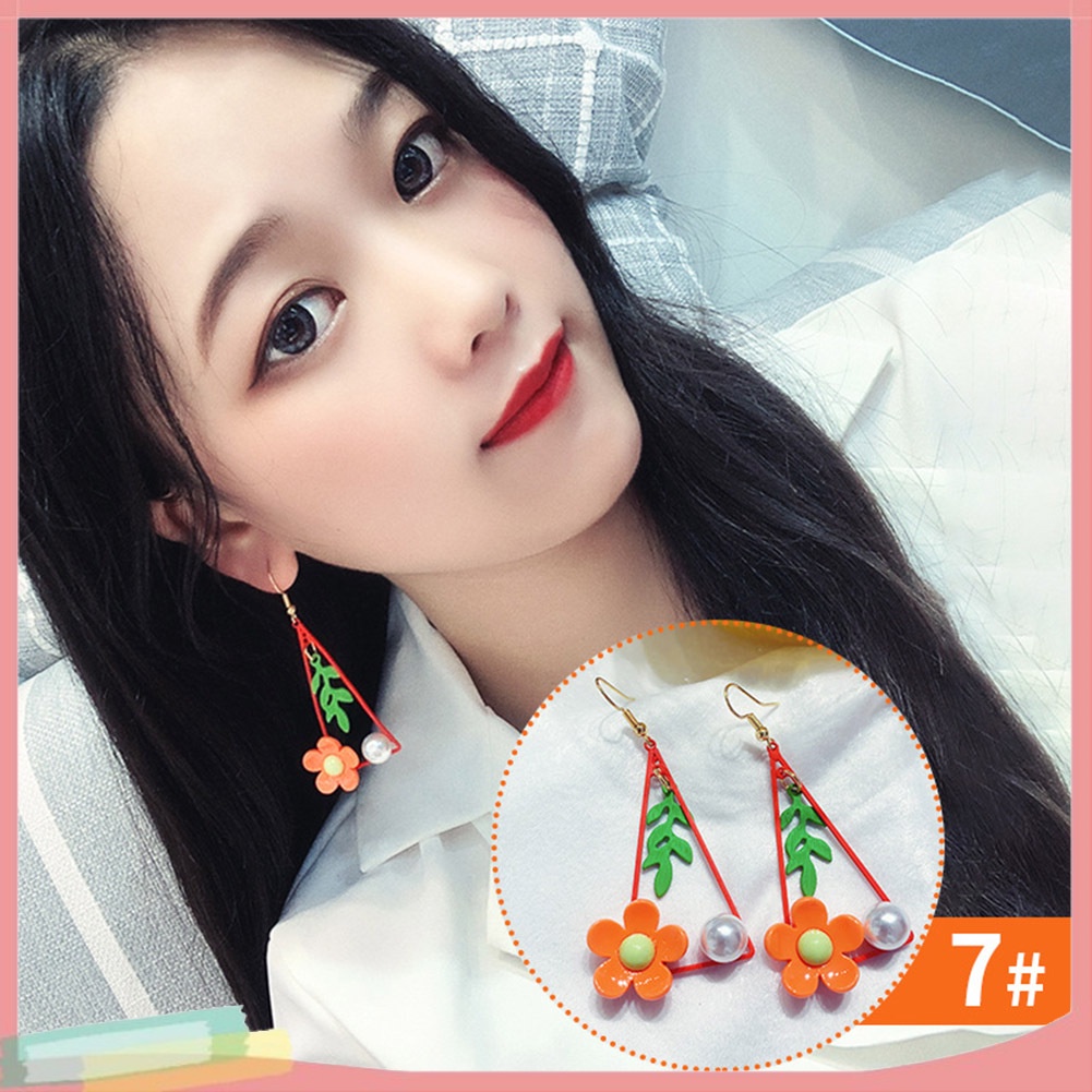 Đôi Khuyên Tai Hình Hoa Đính Kim Cương Giả Thời Trang Cho Nữ