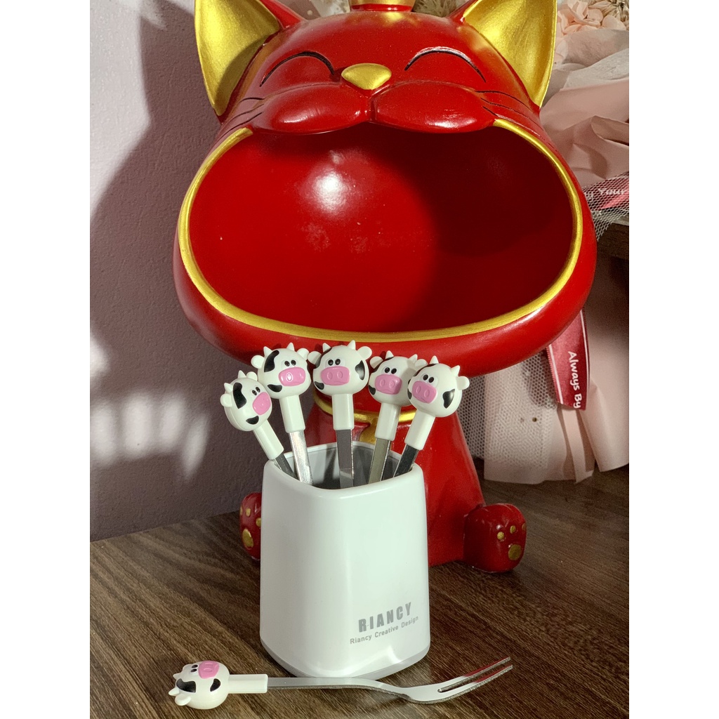 Set 6 nĩa ăn trái cây bằng thép không gỉ, hình dáng dễ thương+đế đựng chắn chắc phù hợp cho nhà bếp