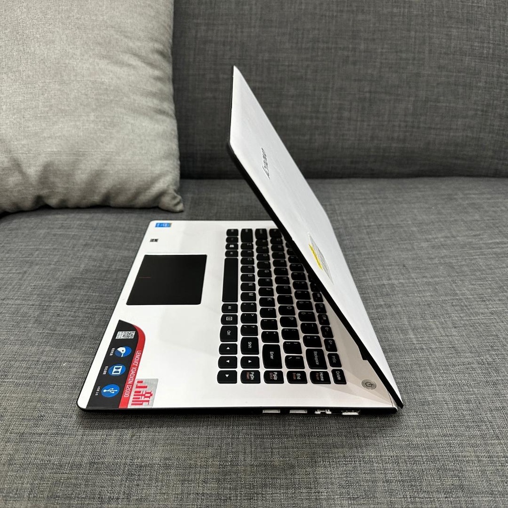 Laptop cũ Lenovo I2000 I7-5557U/8GB/256GB/14inch HD mỏng nhẹ, chiến game, văn phòng, học online, bảo h