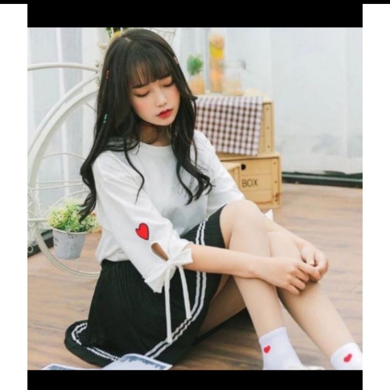 Áo kiểu tay loe