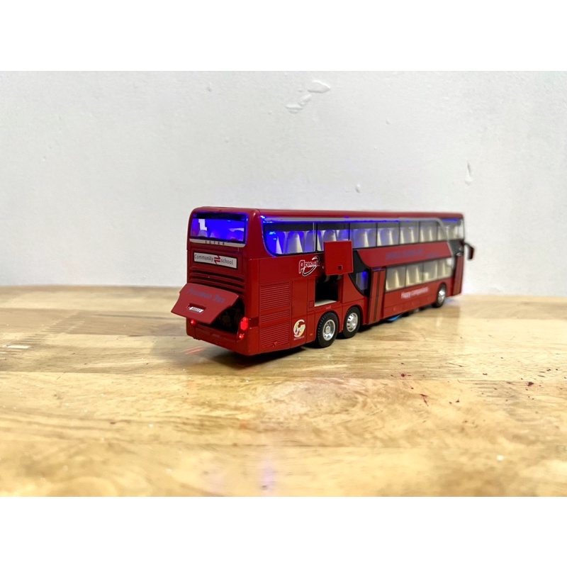 Mô hình xe bus Setra S431 DT tỷ lệ 1:32