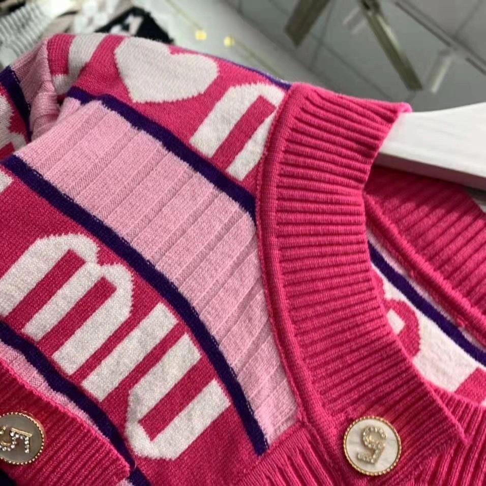 Áo Khoác Cardigan Dệt Kim Dáng Ngắn In Chữ Màu Sắc Thời Trang Xuân Hè 2022 Cho Nữ