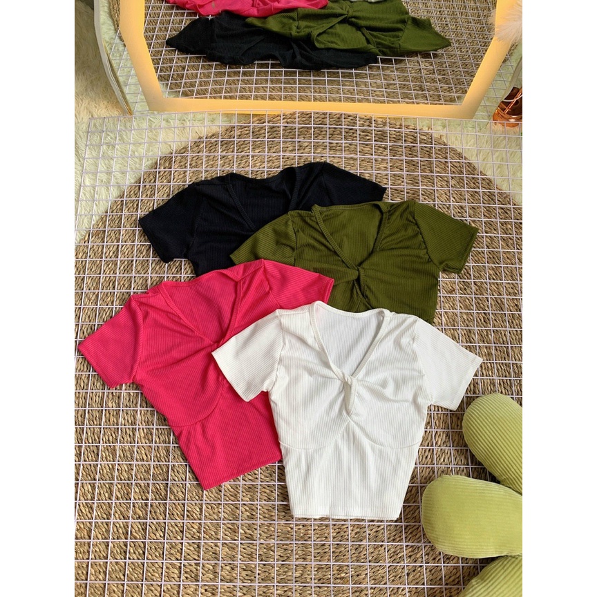 Áo nữ croptop xoắn chất thun gân co giản trơn cực sang cho cô nàng xinh đẹp oa