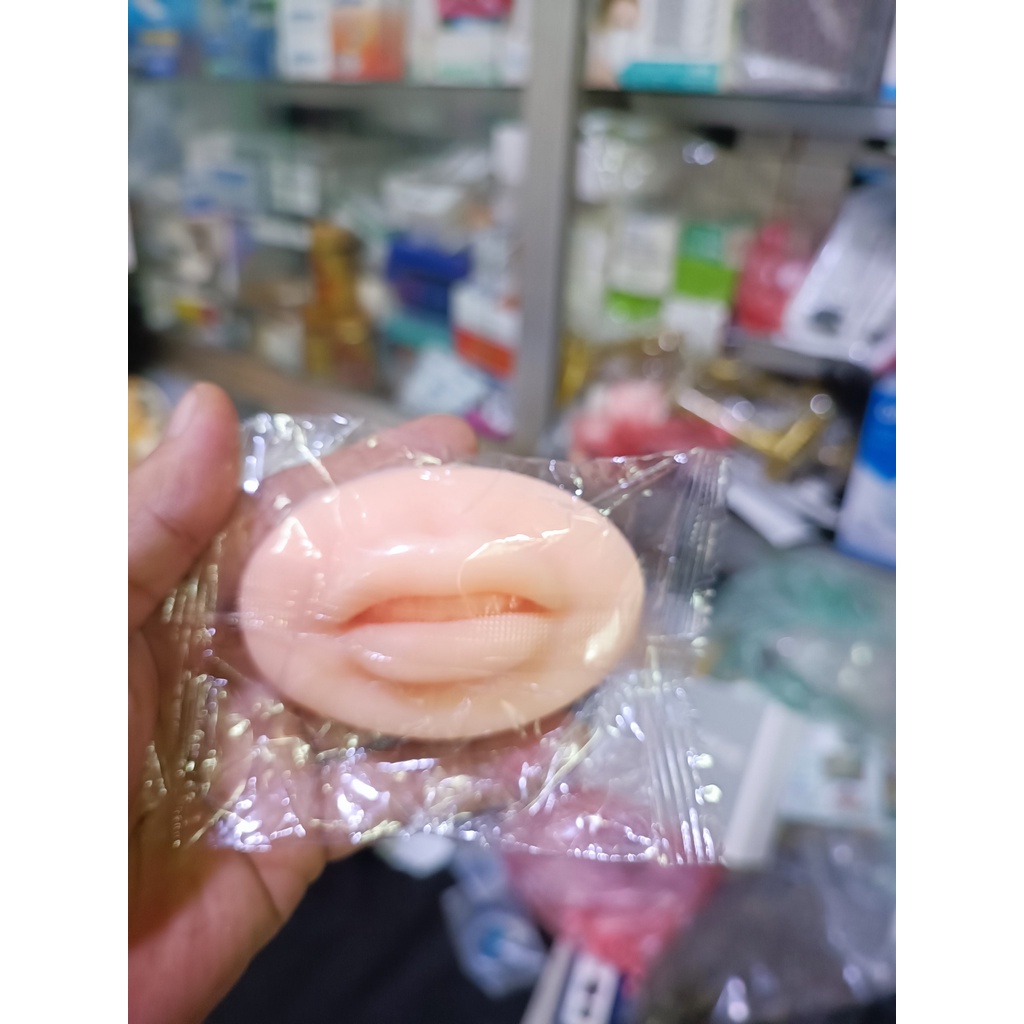 Môi học phun xăm chất liệu silicon bền đẹp