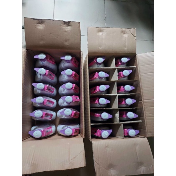 Sữa tắm hương nước hoa_chai 1000m_tặng kèm nước hoa mini_màu hồng như hình chính hang