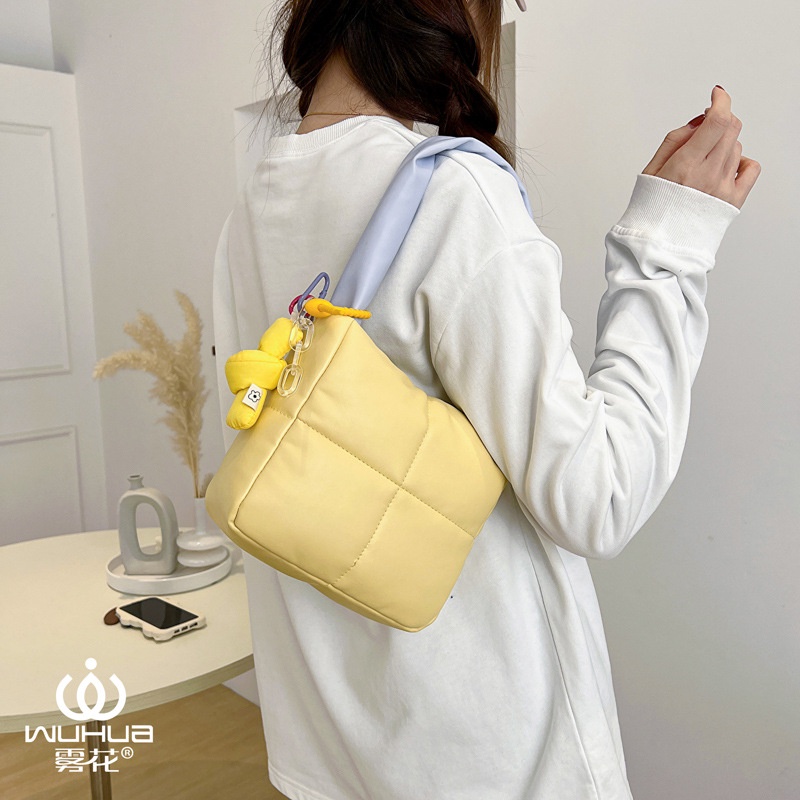 Túi Đựng Mỹ Phẩm Da PU Hình Vuông Có Đệm Lót Cánh Tay Tiện Dụng Mang Theo Du Lịch