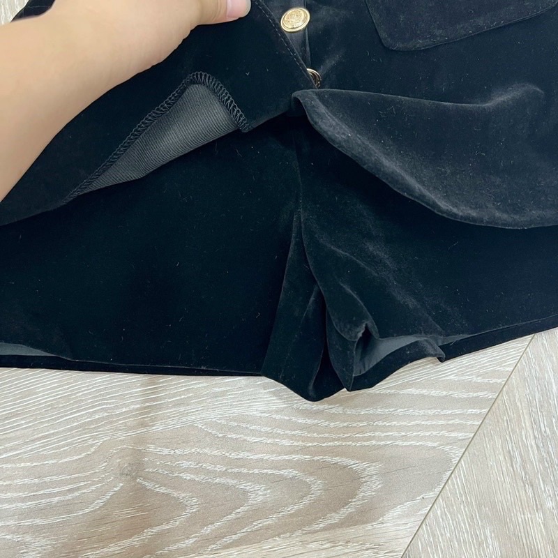 Quần Sooc Nhung Khuy Vàng Giả Váy, Quần Giả Váy Siêu Xinh