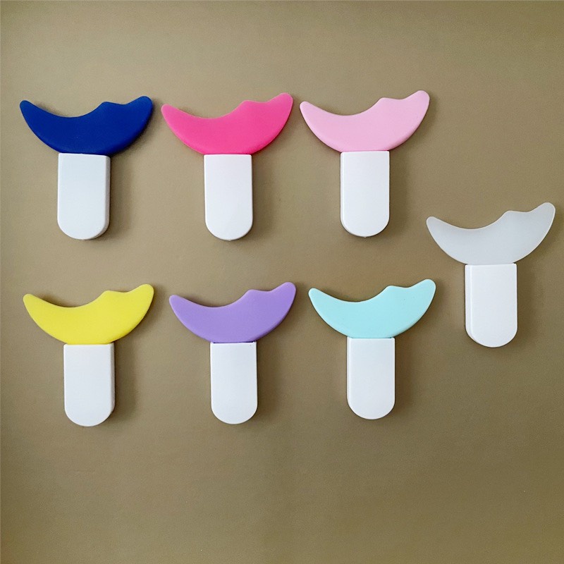 Miếng silicon hỗ trợ kẻ mắt chuốt mi mascara tạo bọng mắt và làm sạch lông mi hình chữ y MINIGIRL S2