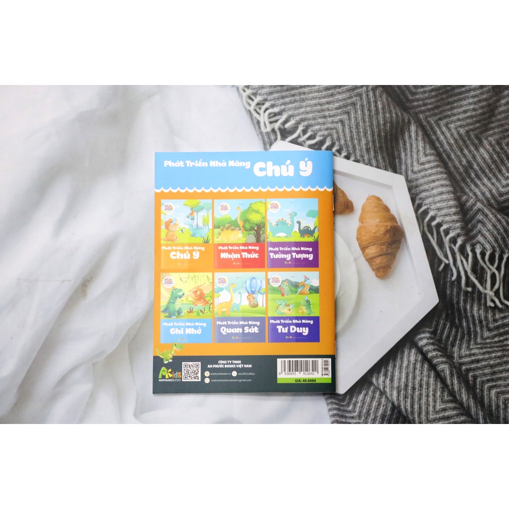 Sách - Khủng Long Tinh Nghịch - Cuốn Lẻ Giúp Bé Phát Triển Khả Năng Chú Ý và Tập Trung