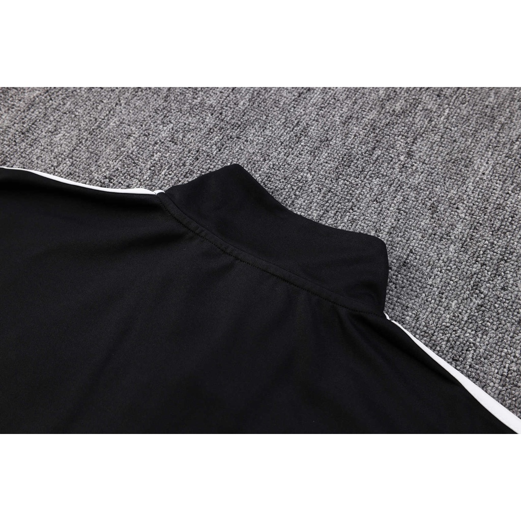 Áo Khoác Đá Banh Size 22-23 Chất Lượng Đức