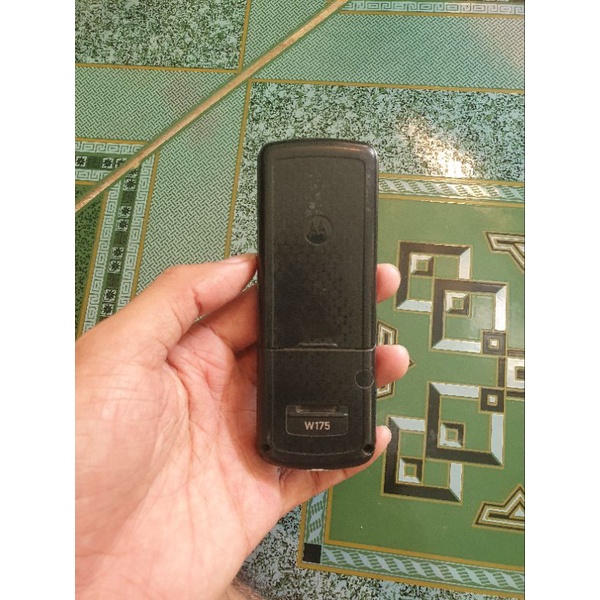 Điện thoại Motorola W175 nguyên zin