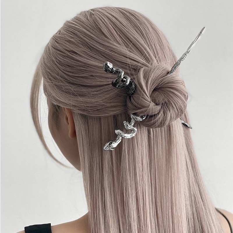 Trâm cài kim loại hình rắn đẹp quyến rũ cá tính búi tóc sang trọng Tatitava