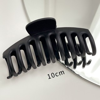 Kẹp Tóc Hình Cá Mập Màu Đen