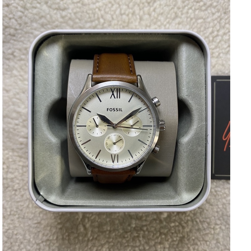 Đồng hồ nam Fo.ssil da nâu mặt Cream case 44mm mỏng 12mm