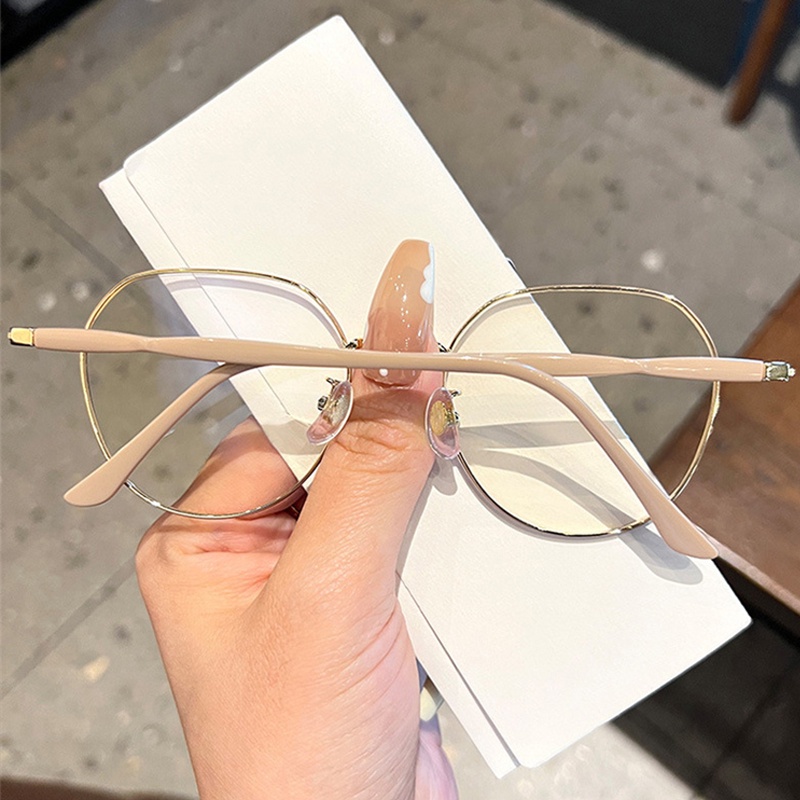 Mắt Kính Gọng Tròn Trong Suốt Chống Ánh Sáng Xanh Chống Bức Xạ Cho Nữ