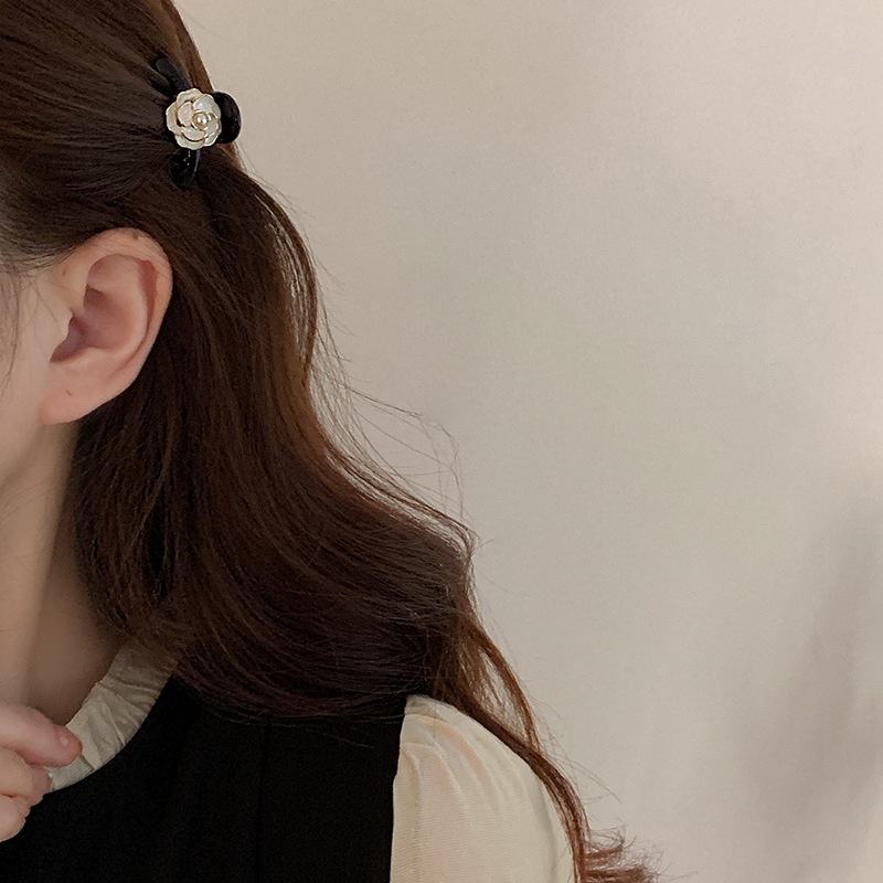 1 Kẹp Tóc Hình Hoa Trà Đính Ngọc Trai Nhân Tạo Phong Cách Hàn Quốc Thời Trang