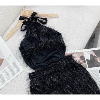 Đầm body phối lông khoét eo cổ yếm