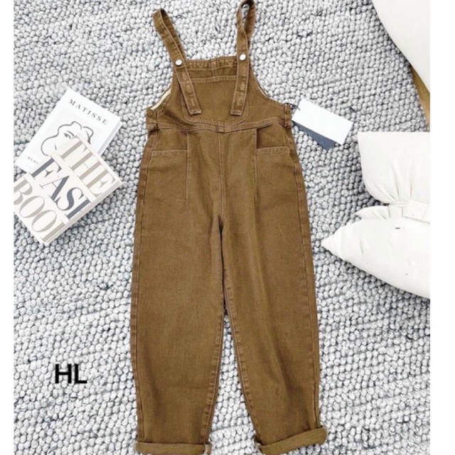 Set Yếm Bò Màu Nâu Khói Quần Jean dài Dáng Baggy