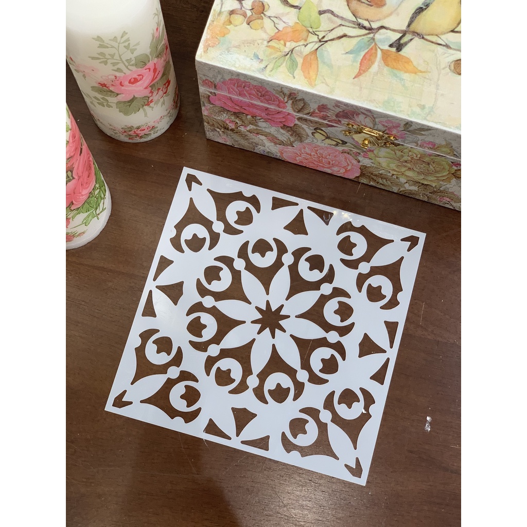 Khuôn in hình vẽ hoạ tiết vintage