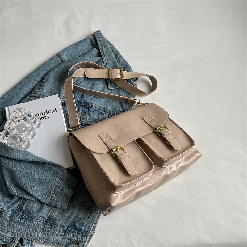 Túi Đeo Chéo Bằng Da Bóng Phong Cách retro Thời Trang Cho Nữ