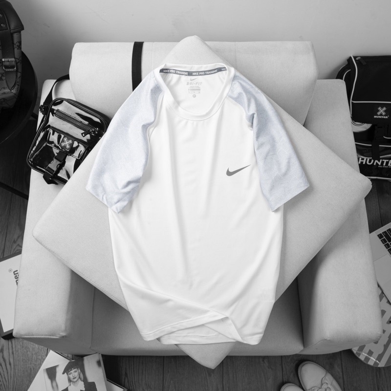 Áo thun thể thao nam tập Gym/cầu lông/tennis
