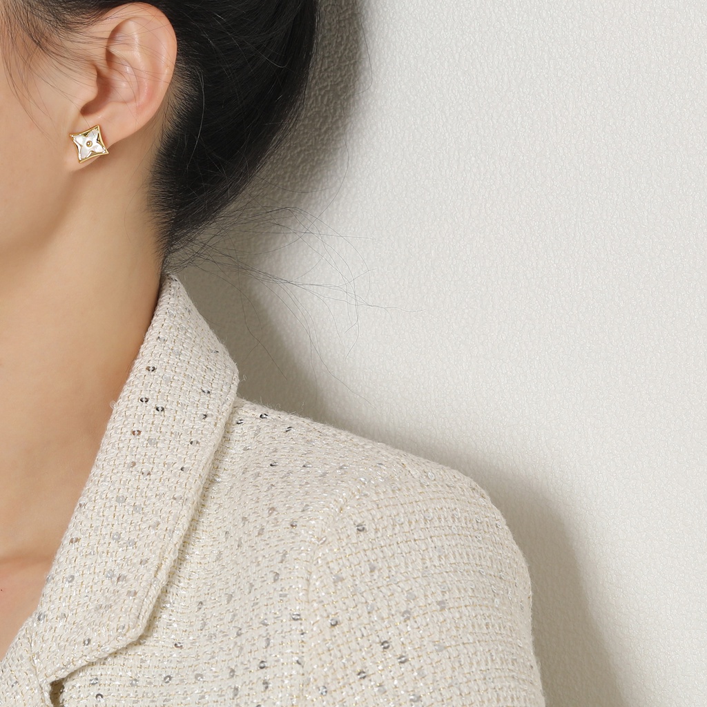 Bông Tai Hình Vỏ Sò Thời Trang Cao Cấp Dành Cho Nữ