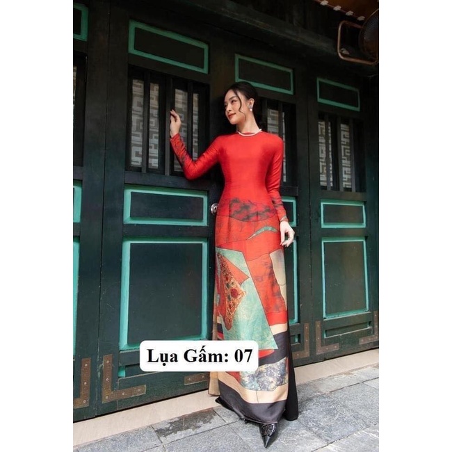 Áo dài lụa gấm