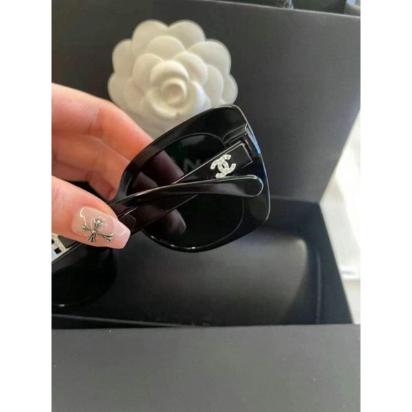 Sỉ Mắt Kính Râm