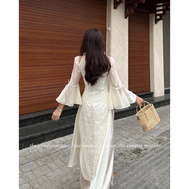 Áo dài cách tân tay xoè