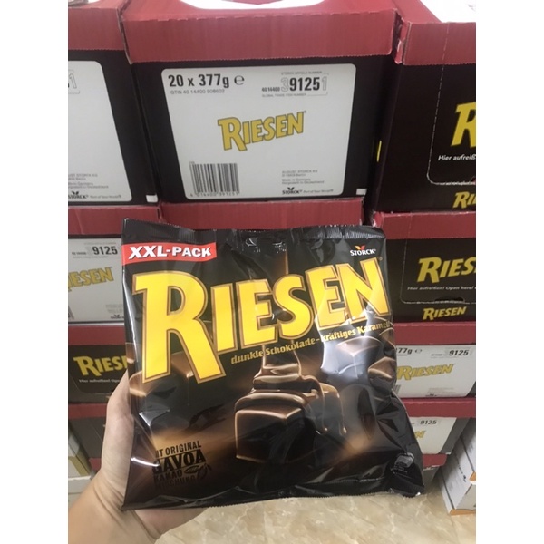 Kẹo socola Riesen 900g