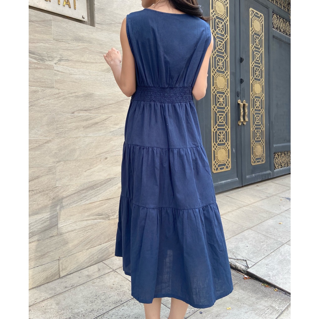 [ Chọn màu ] Đầm Maxi cổ tròn ngắn tay nhún eo màu Navy và Xanh lá - Lovadova 22D06C002