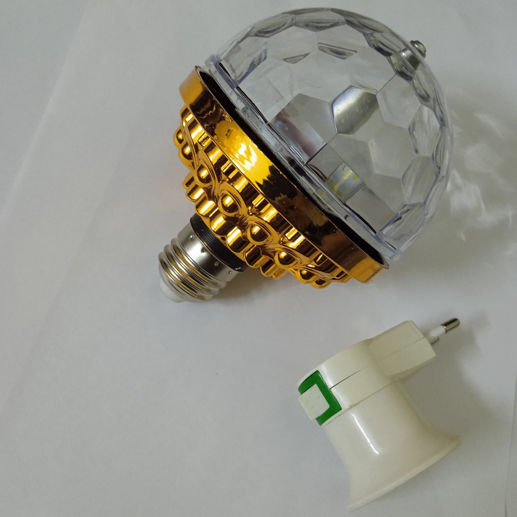 ĐÈN LED XOAY 7 MÀU tặng kèm đui xoáy công tắc tiện lợi