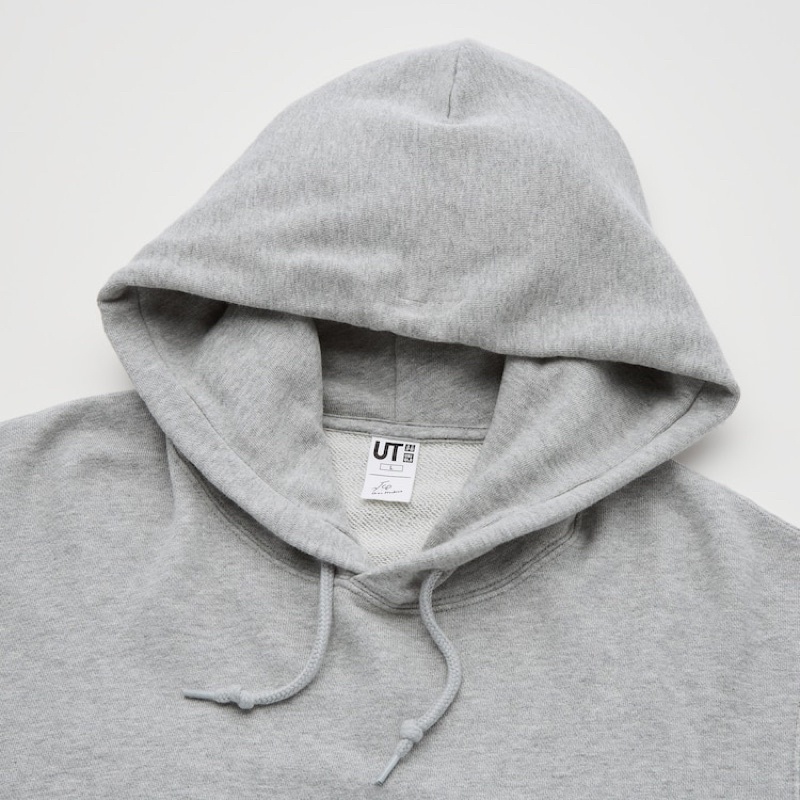 Áo nỉ có mũ Hoodies There ‘s  No Meaning dòng của UNIQLO
