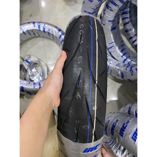 Lốp cho xe Honda CB150R, Honda CB300R hiệu IRC size 150/60-17 và 110/70-17