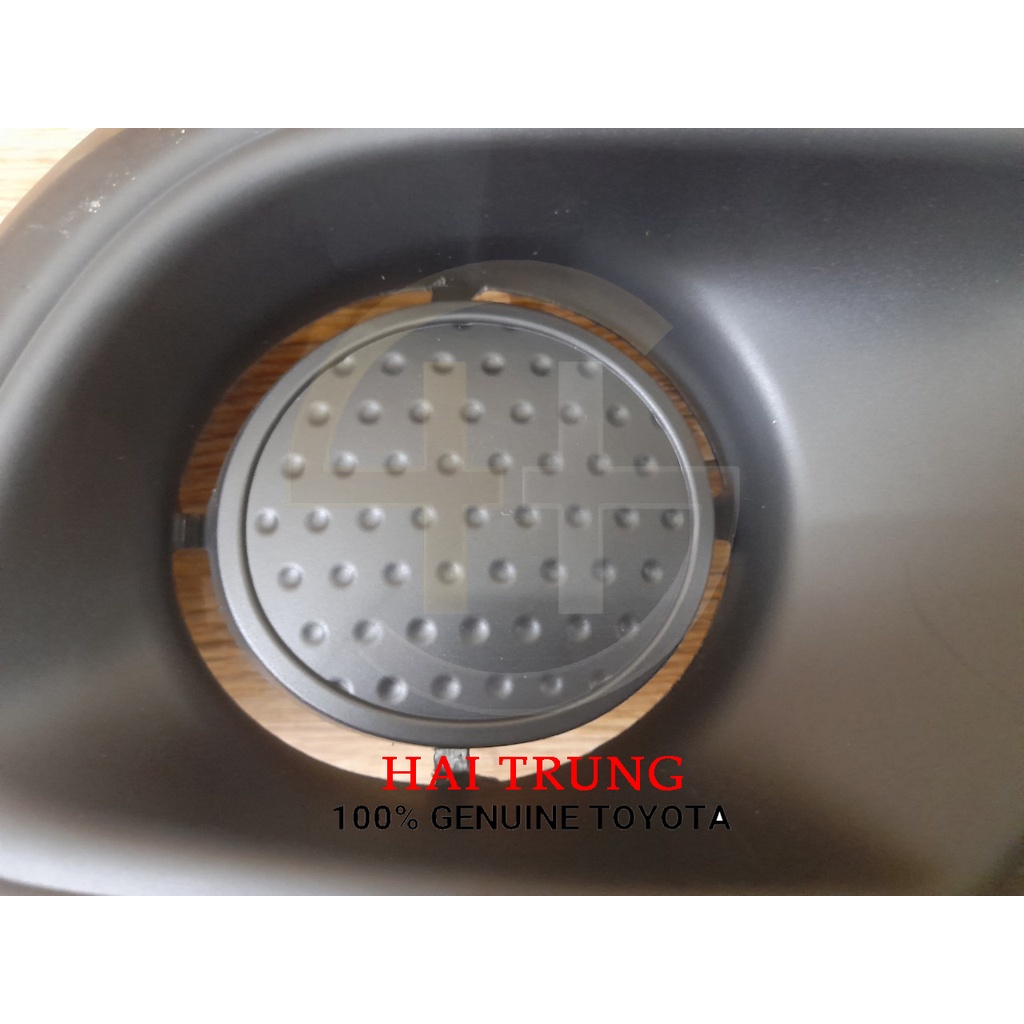 Ốp đèn gầm Toyota Innova 2012-2015 bản thiếu chính hãng